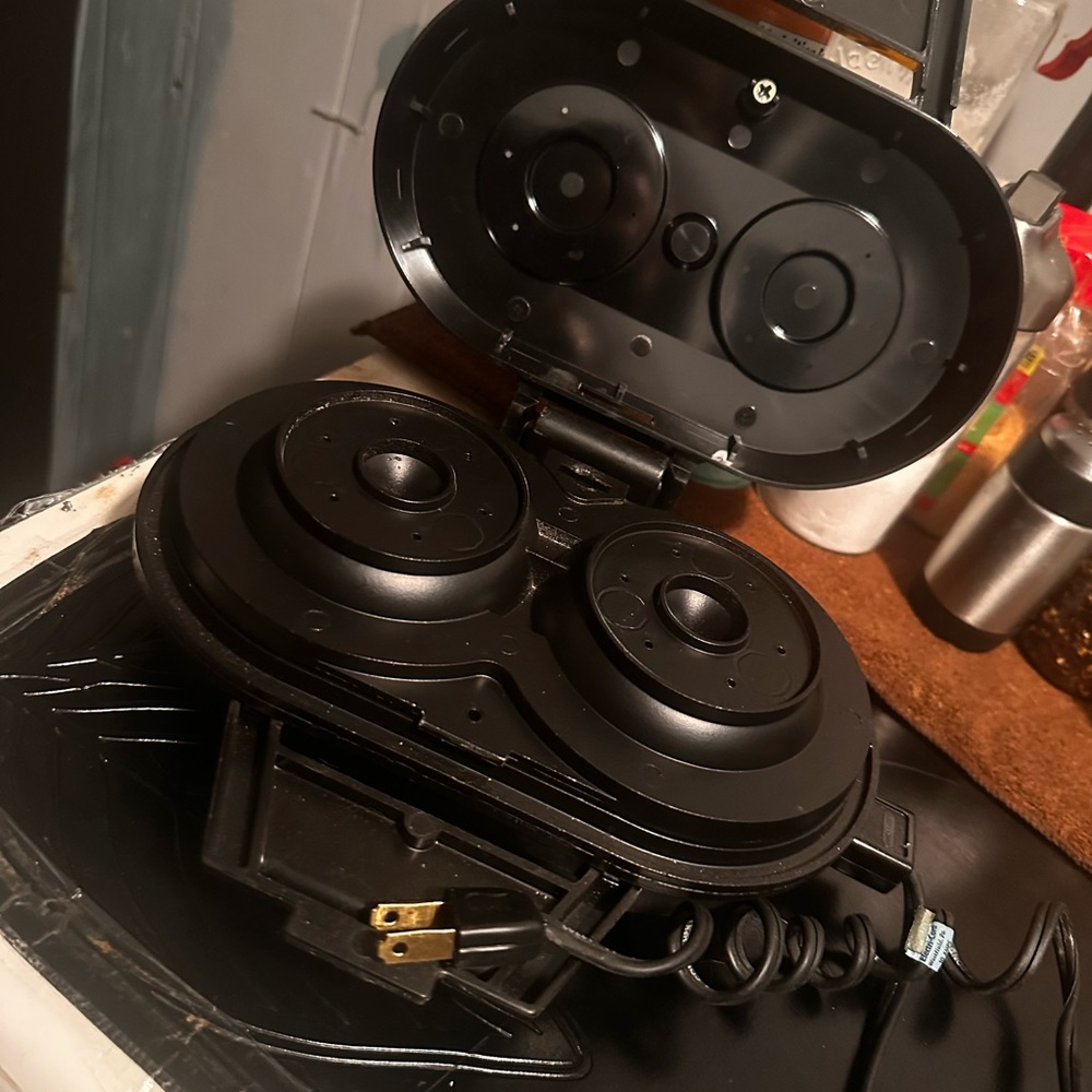 Black Double Donut Maker - Electric Countertop Baker